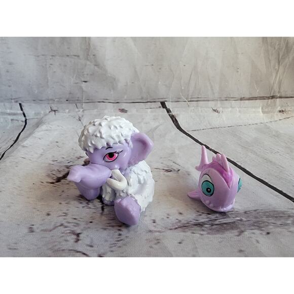 Monster High Abbey Bominable Pet Wooly Mammoth Shiver Lagoona Netune Piranha - Picture 6 of 8